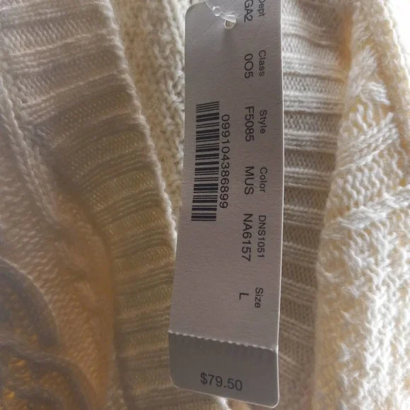 NWT J Crew Cream Crew Neck Flair Sleeve Wool Knit Sweater - Picture 6 of 7